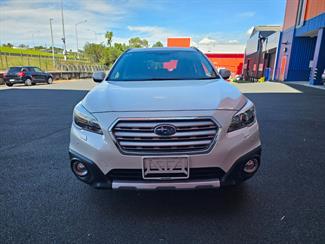 2016 Subaru Outback - Thumbnail