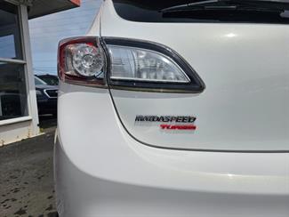 2011 Mazda Axela - Thumbnail