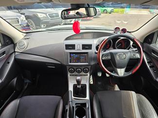 2011 Mazda Axela - Thumbnail