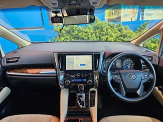 2020 Toyota Alphard - Thumbnail