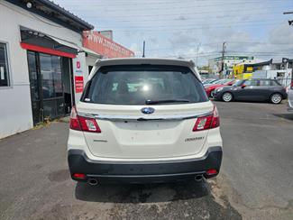 2016 Subaru Exiga - Thumbnail