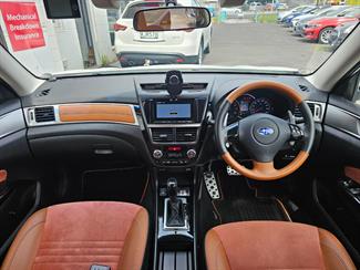 2016 Subaru Exiga - Thumbnail