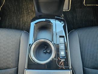 2018 Toyota Prius - Thumbnail