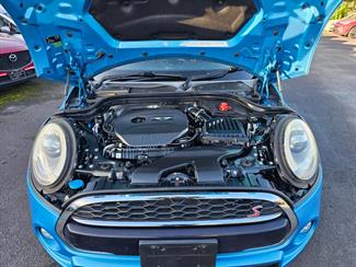 2016 Mini Cooper S - Thumbnail