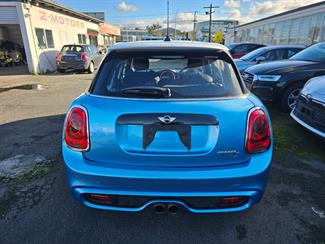 2016 Mini Cooper S - Thumbnail