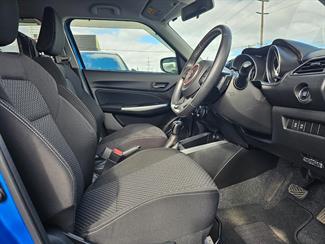 2018 Suzuki Swift - Thumbnail