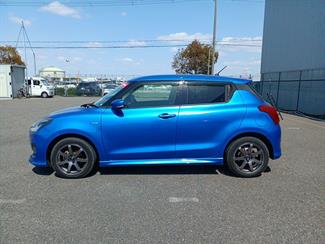 2018 Suzuki Swift - Thumbnail