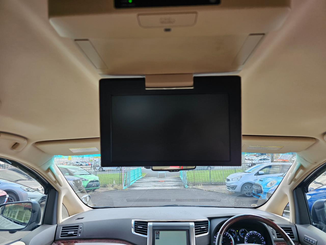 2014 Toyota Vellfire