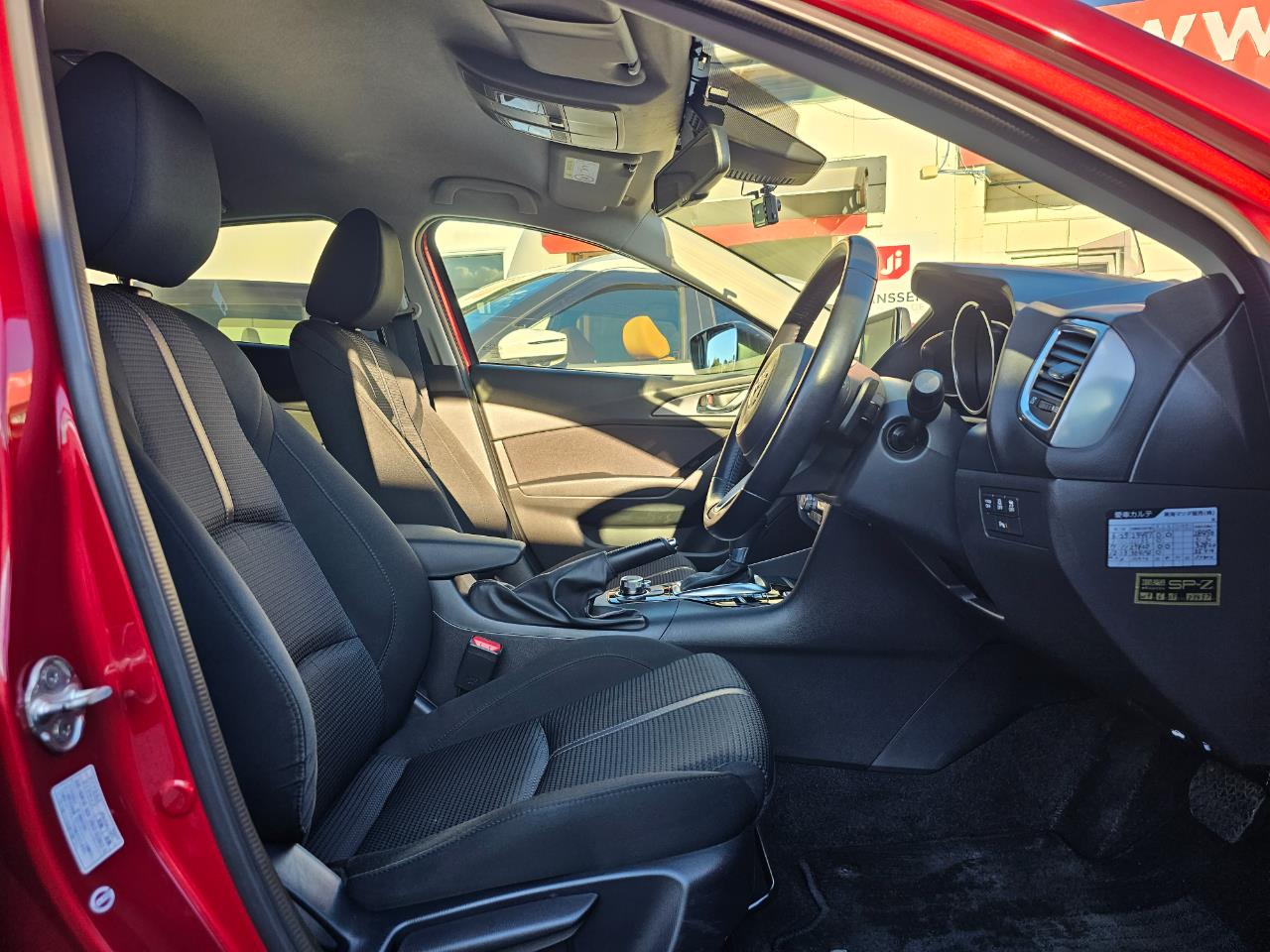 2016 Mazda Axela