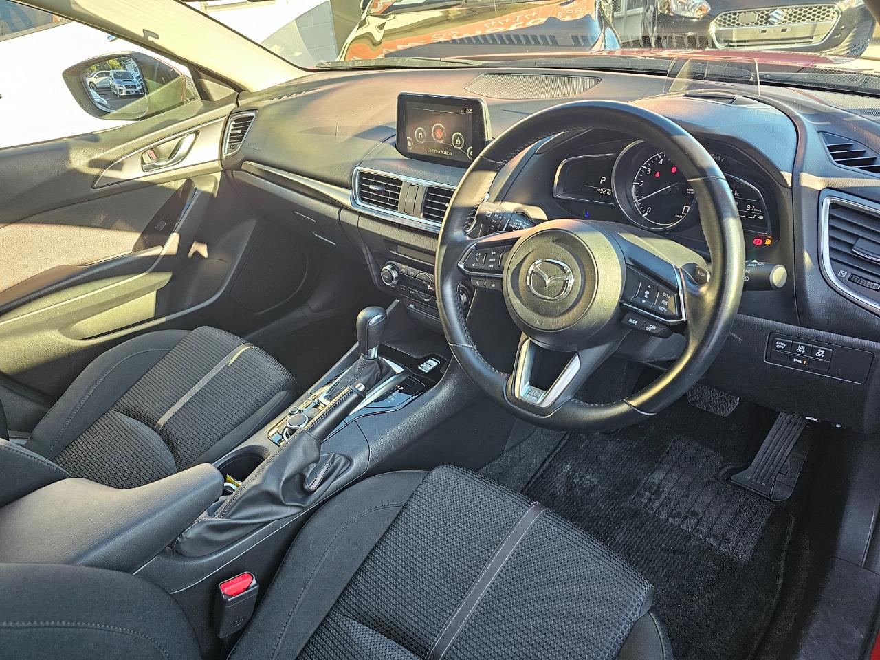 2016 Mazda Axela