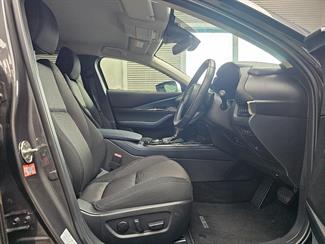 2020 Mazda CX-30 - Thumbnail