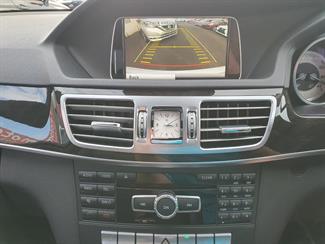 2015 Mercedes-Benz E 220 - Thumbnail