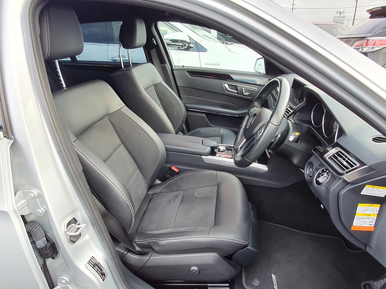 2015 Mercedes-Benz E 220