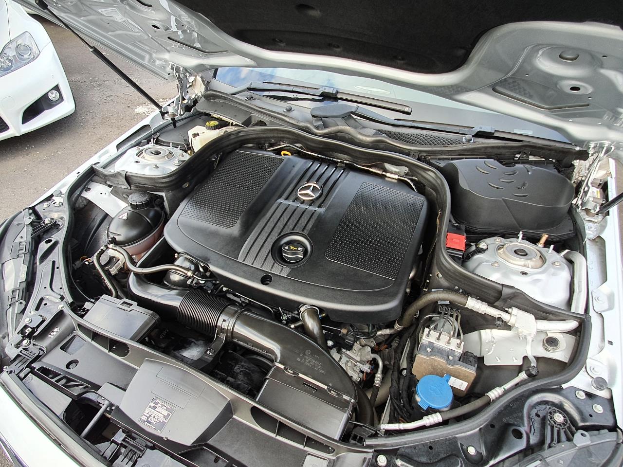 2015 Mercedes-Benz E 220