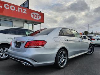 2015 Mercedes-Benz E 220 - Thumbnail