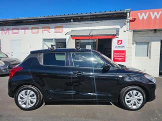 2019 Suzuki Swift - Thumbnail