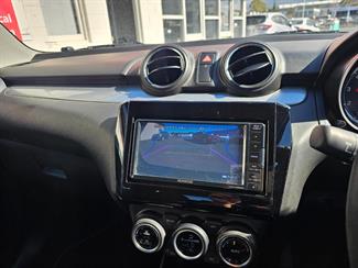2019 Suzuki Swift - Thumbnail