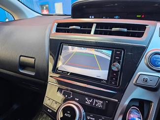 2015 Toyota Prius - Thumbnail