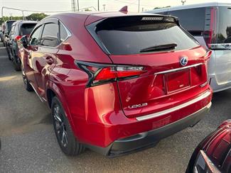 2016 Lexus NX 300h - Thumbnail