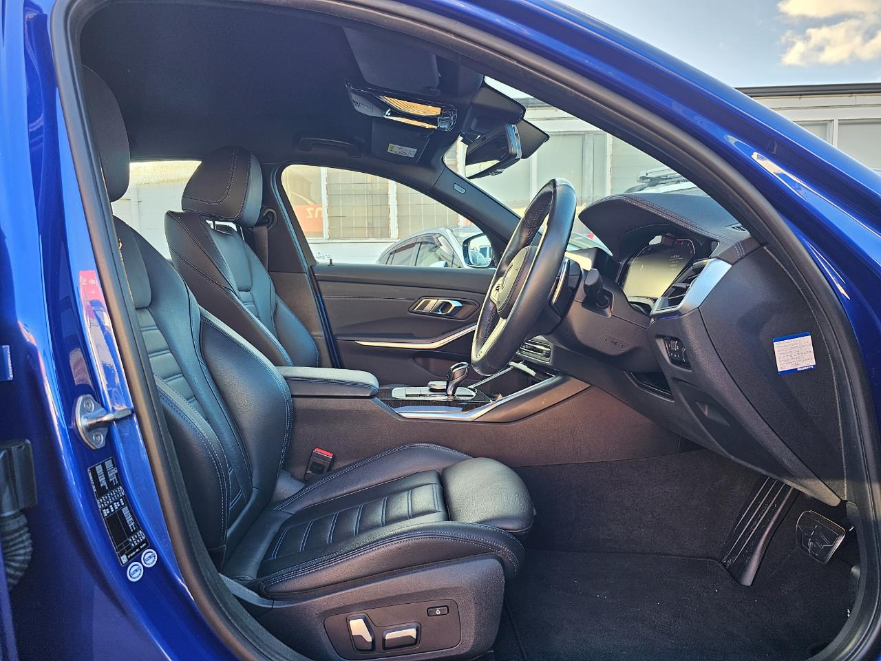 2020 BMW 320i