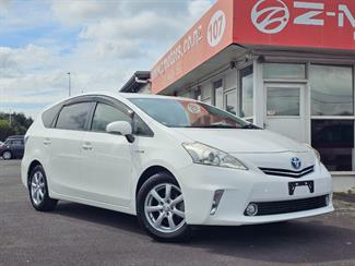 2013 Toyota Prius - Thumbnail