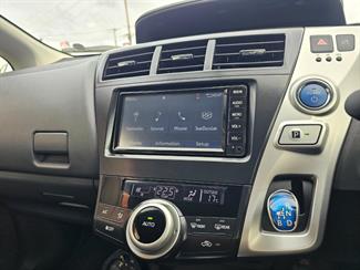 2013 Toyota Prius - Thumbnail