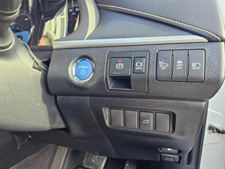 2020 Toyota Harrier - Thumbnail