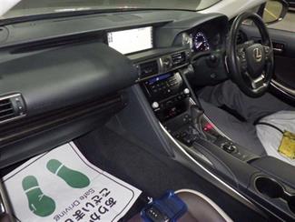 2016 Lexus IS 350 - Thumbnail