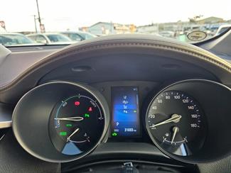 2017 Toyota C-HR - Thumbnail