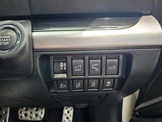 2017 Subaru Outback - Thumbnail