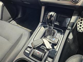 2017 Subaru Outback - Thumbnail