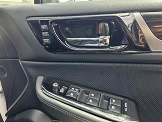 2017 Subaru Outback - Thumbnail