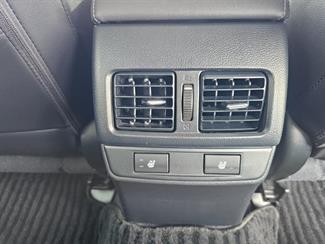 2017 Subaru Outback - Thumbnail