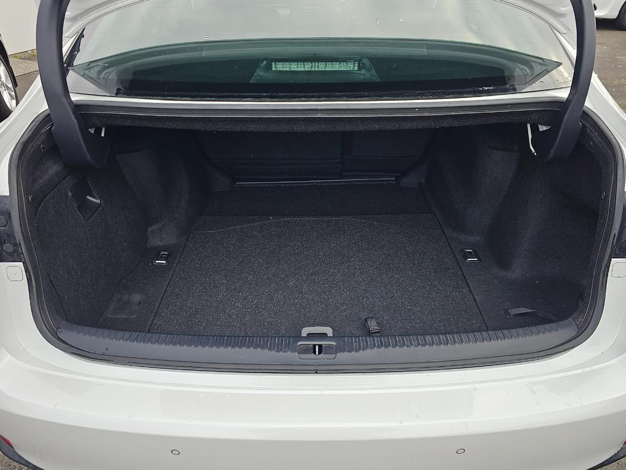 2014 Lexus IS 300h