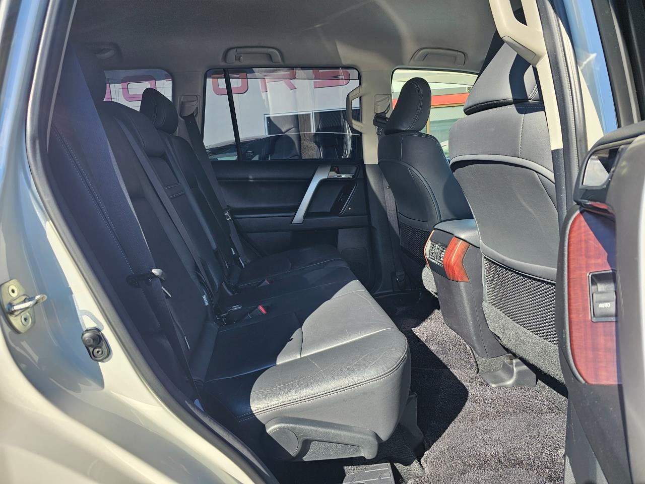 2015 Toyota Land Cruiser Prado