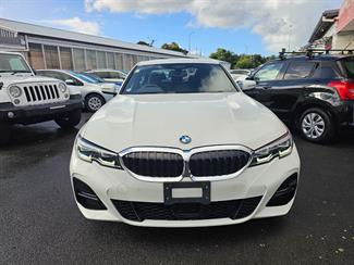 2020 BMW 320i - Thumbnail