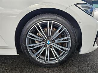 2020 BMW 320i - Thumbnail