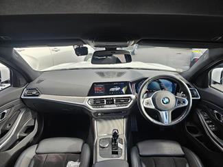 2020 BMW 320i - Thumbnail