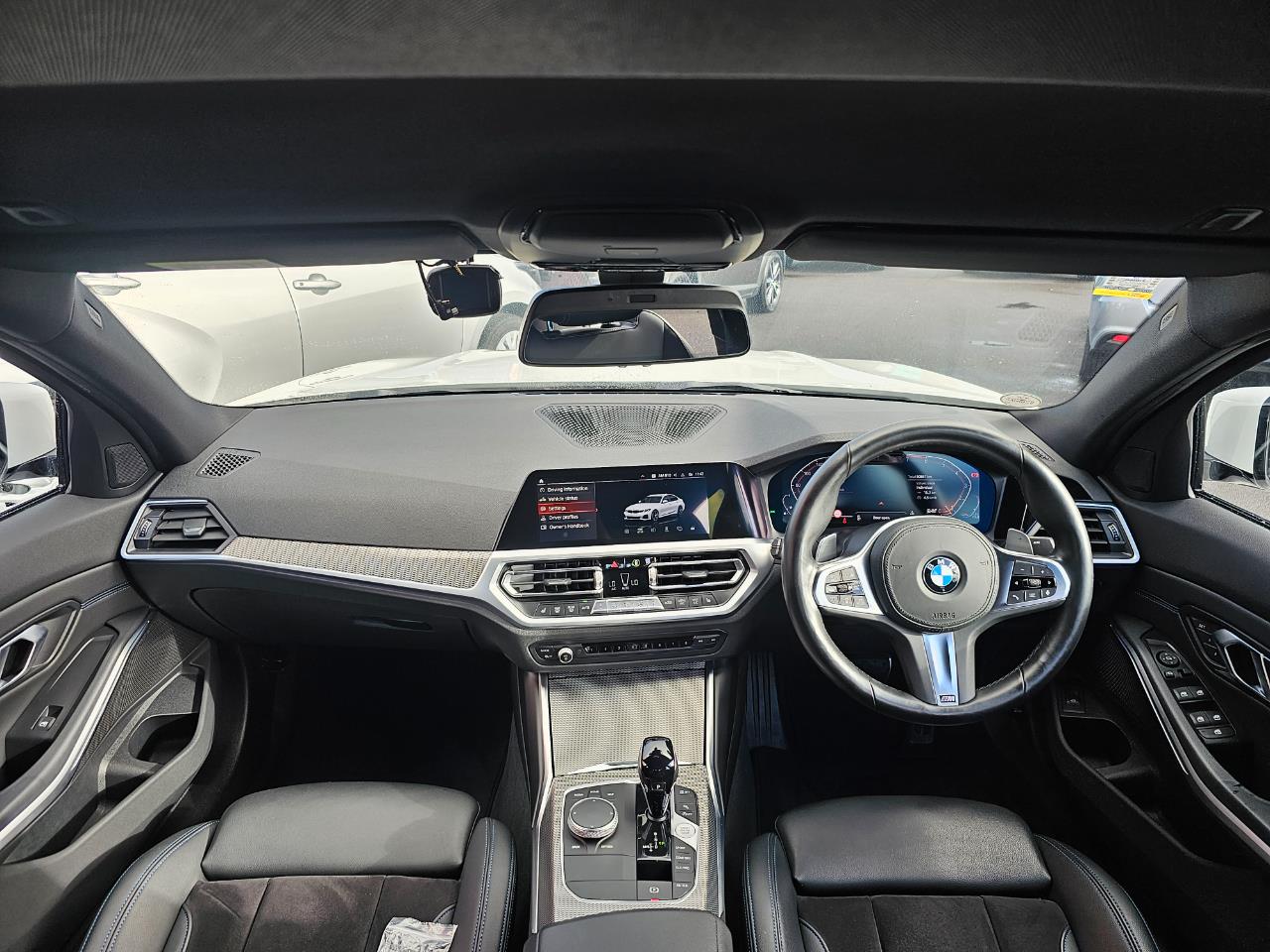 2020 BMW 320i