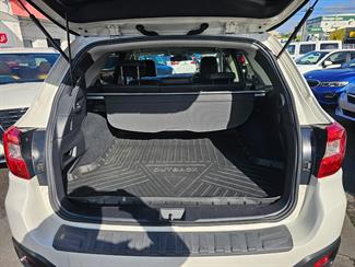 2016 Subaru Outback - Thumbnail