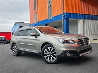 2016 Subaru Outback - Thumbnail