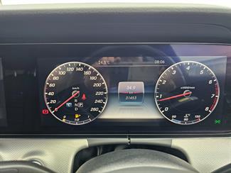 2018 Mercedes-Benz E 200 - Thumbnail