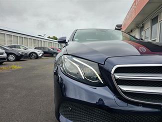 2018 Mercedes-Benz E 200 - Thumbnail